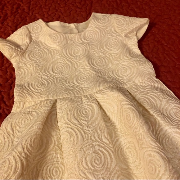 Beautiful Embossed Dress - Picture 2 of 6
